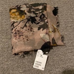 H&M scarf